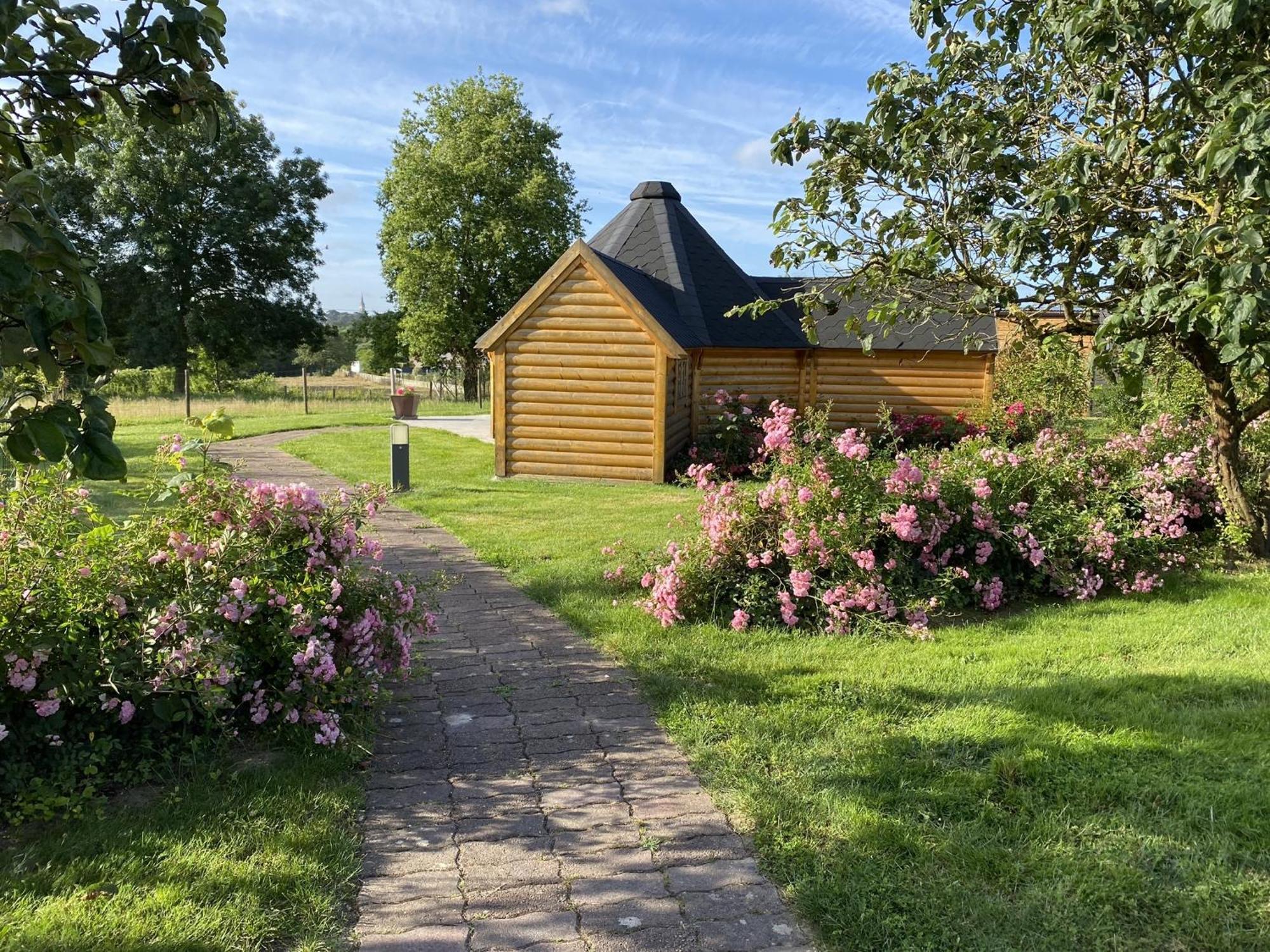 Chalets Clos Du Marais Chemille-en-Anjou Exterior foto